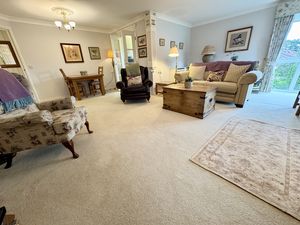 Open Plan Lounge Dining Room- click for photo gallery